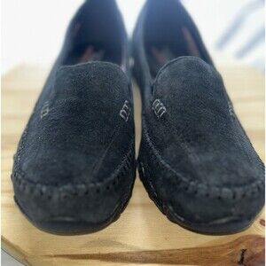 Skechers Women's Size 9 Black Relaxed Fit Slip On Suede Comfort Loafers